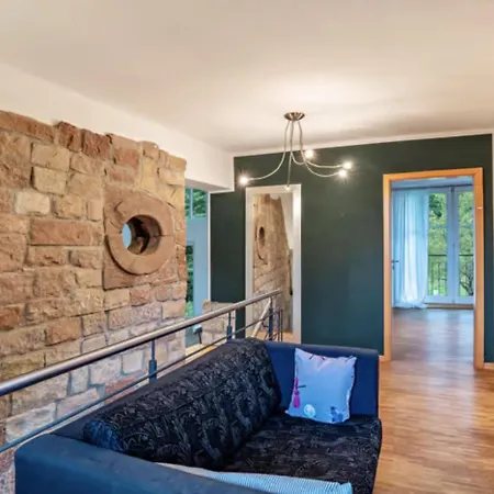 Coworking Coliving Am Kaiserbach Δωμάτια σε οικογενειακή κατοικία Klingenmünster