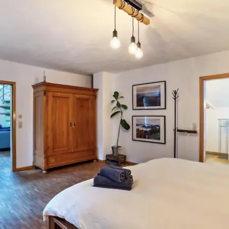 Δωμάτια σε οικογενειακή κατοικία Coworking Coliving Am Kaiserbach