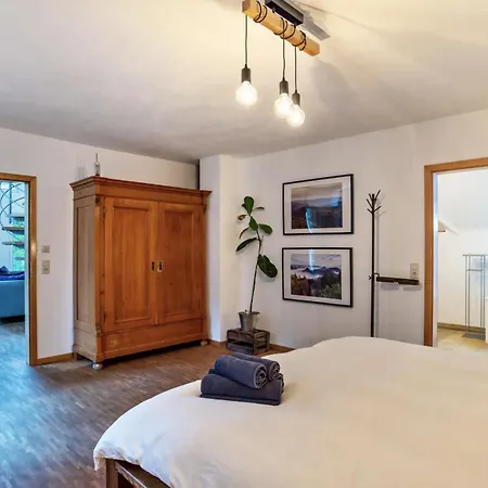 Δωμάτια σε οικογενειακή κατοικία Coworking Coliving Am Kaiserbach